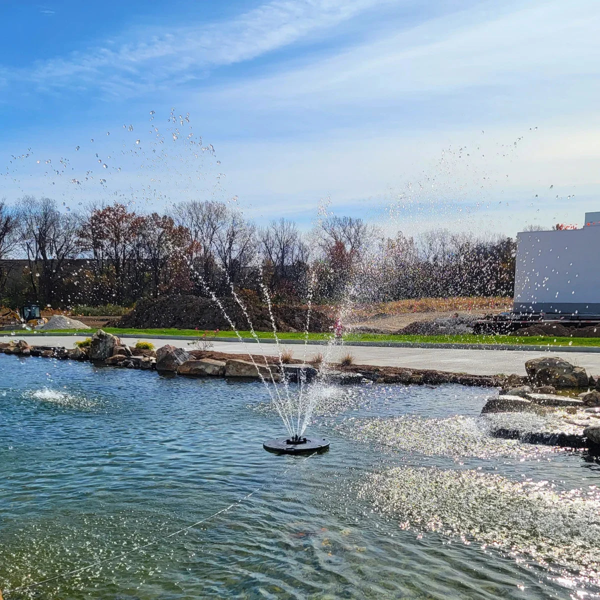 1/2  Floating Fountain | 100 foot Cord | 9 Patterns | Surface Aeration for Ponds | -100