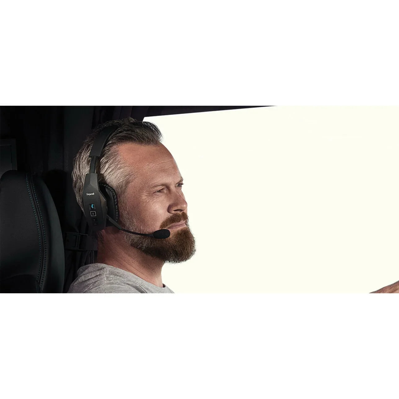 BlueParrott - Circumaural Bluetooth Headset