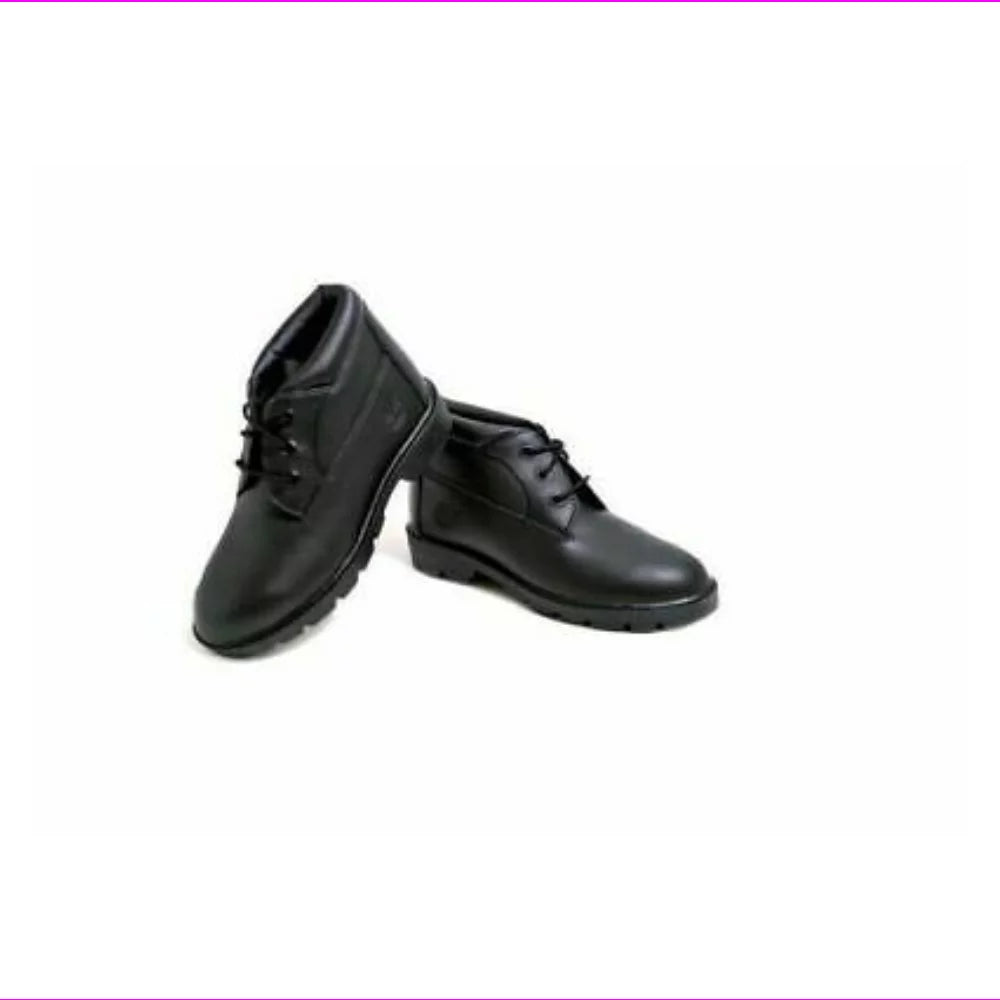 Timberland Waterproof Toddlers Chukka Black, Size 5.5