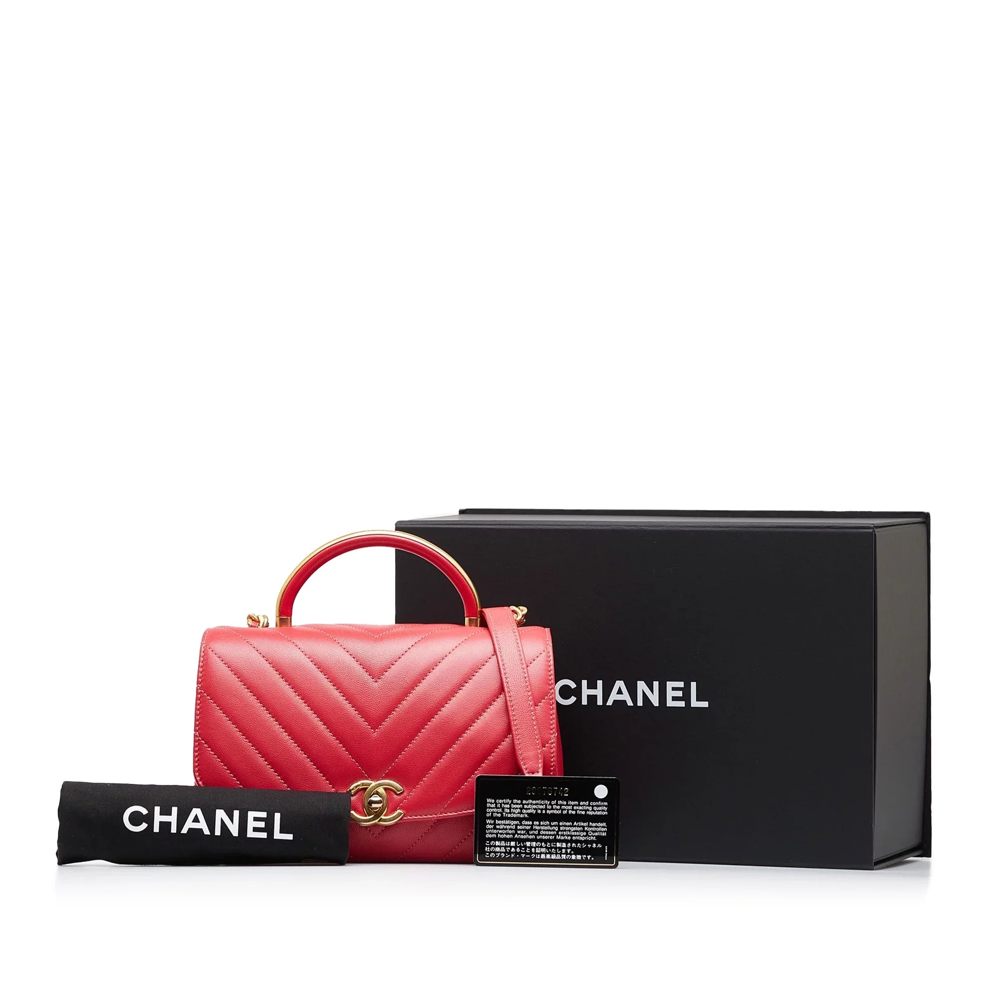 Pre-Owned Authenticated Chanel  Chevron Flap Satchel Lambskin Leather Red Unisex (Good)