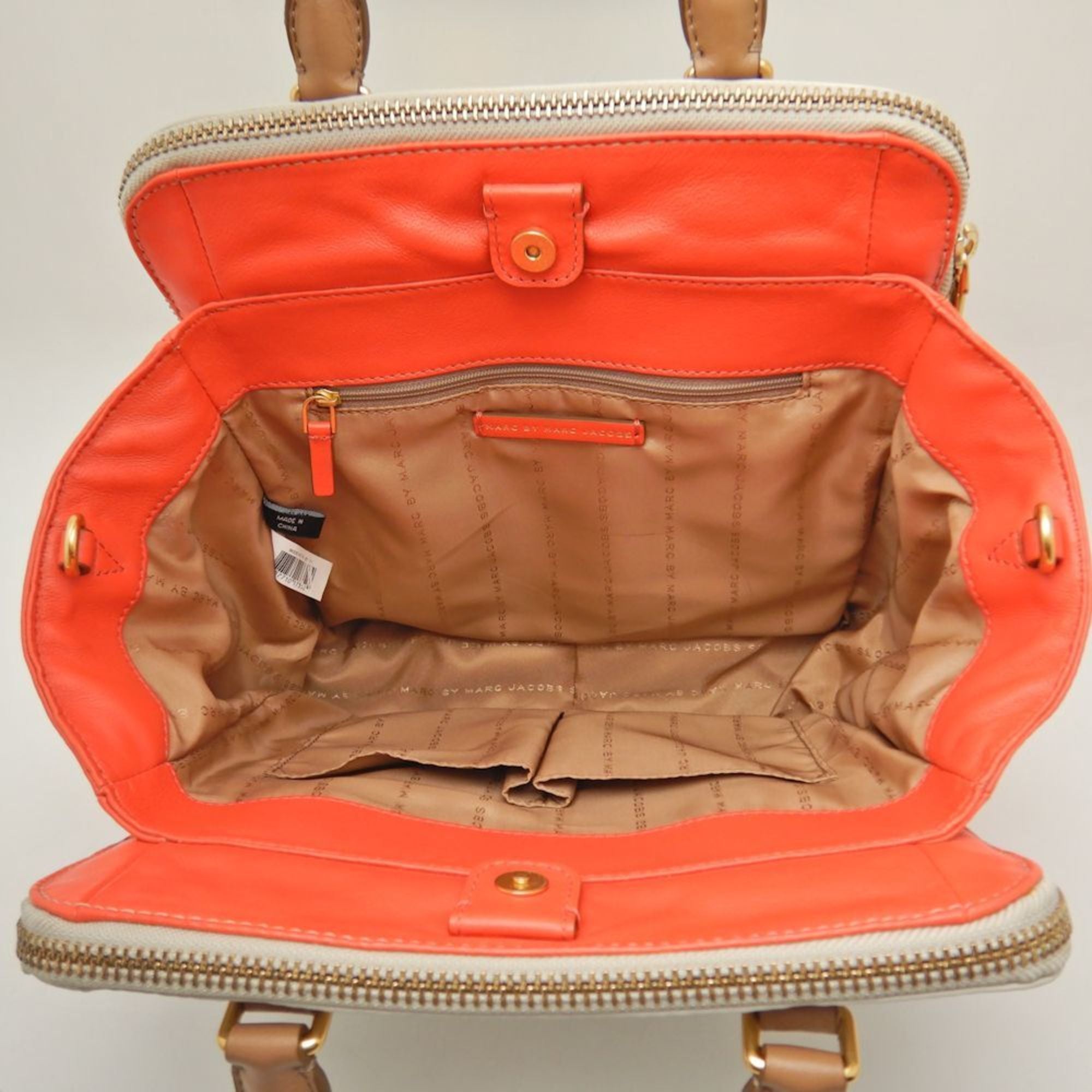 Pre-Owned    Handbag Leather Grey Orange 251616 (Good)
