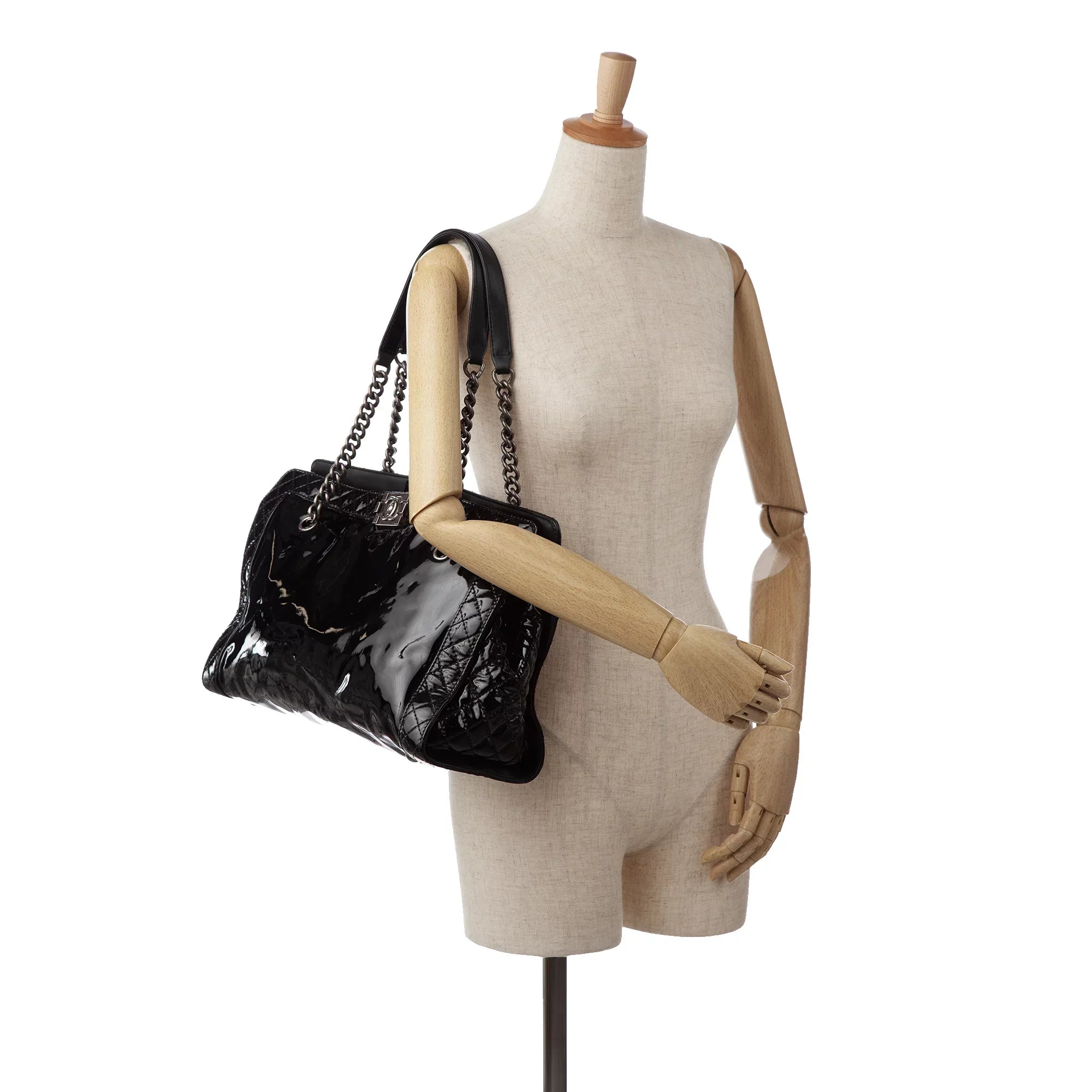 Pre-Owned Authenticated Chanel Patent Boy Reverso Shopping Tote Leather Black Tote Bag Unisex (Good)