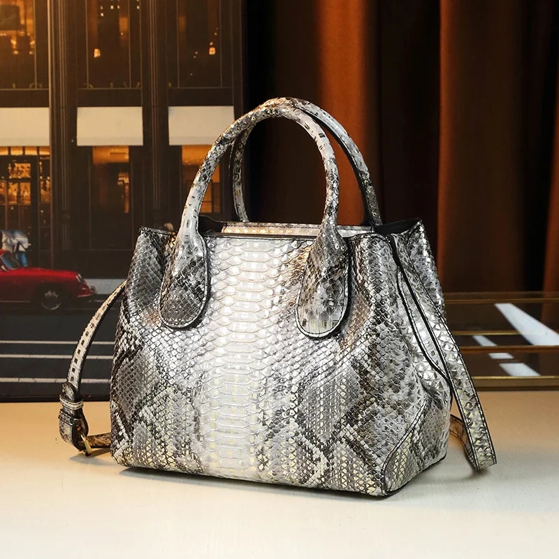 Leather Handbag For Women  2024 Vintage Style Fashionable Shoulder Crossbody Bucket Bag  Versatile Lady‘s Satchel Bag