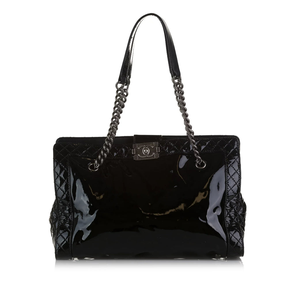 Pre-Owned Authenticated Chanel Patent Boy Reverso Shopping Tote Leather Black Tote Bag Unisex (Good)