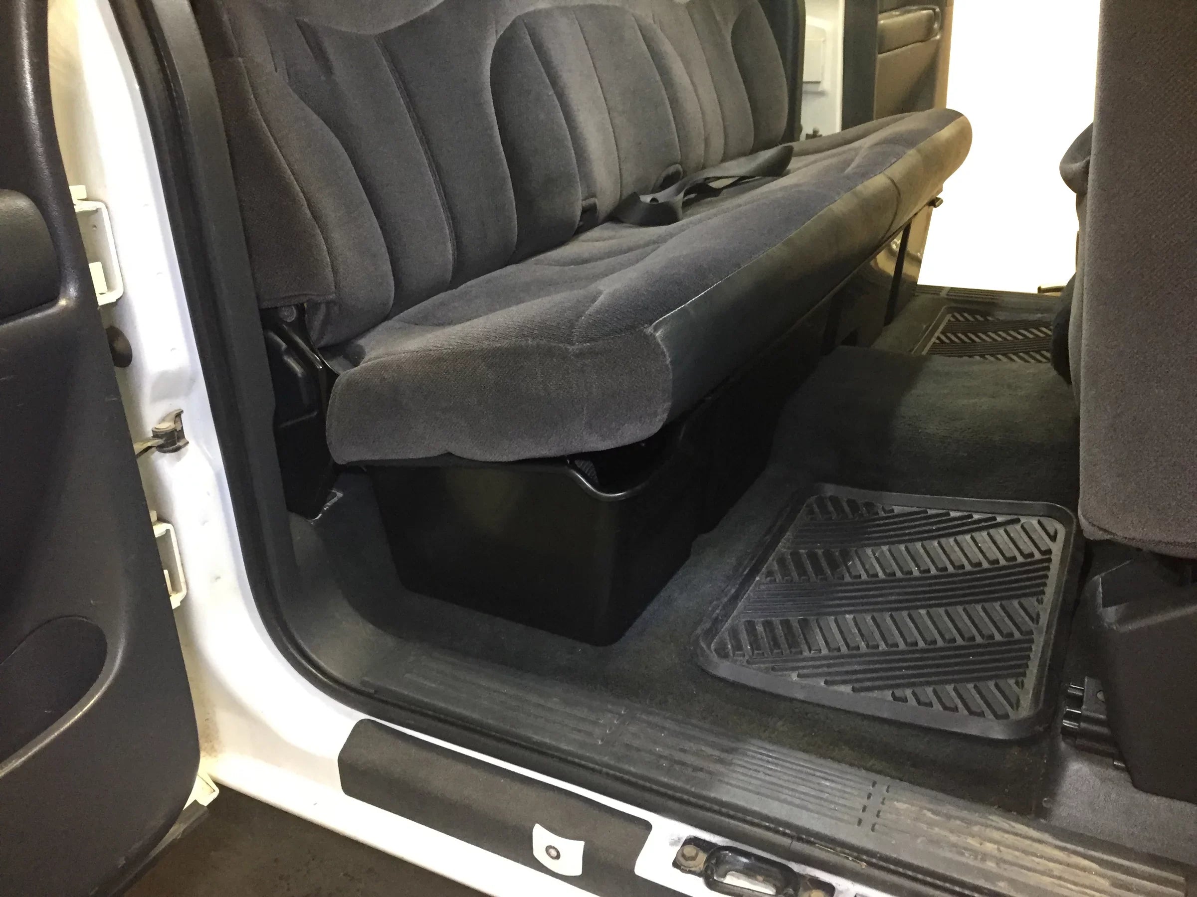 Red Hound Auto 3 Under Seat Storage Boxes Compatible with Chevrolet  Silverado Sierra 1500 2500 3500 1999-2006 Extended Cab Underseat System