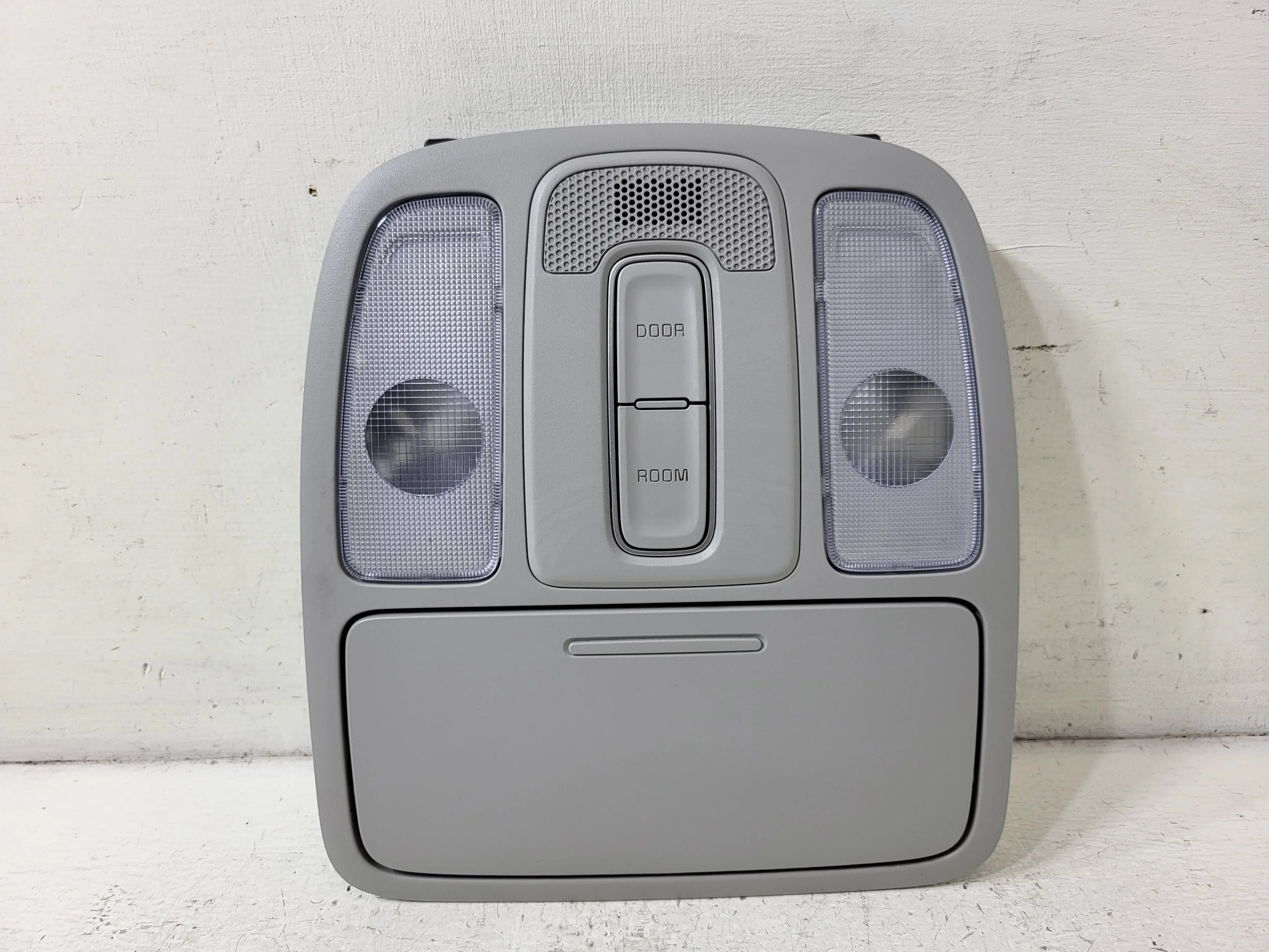 Pre-Owned 2017 Kia Soul Roof Overhead Console   (Good)