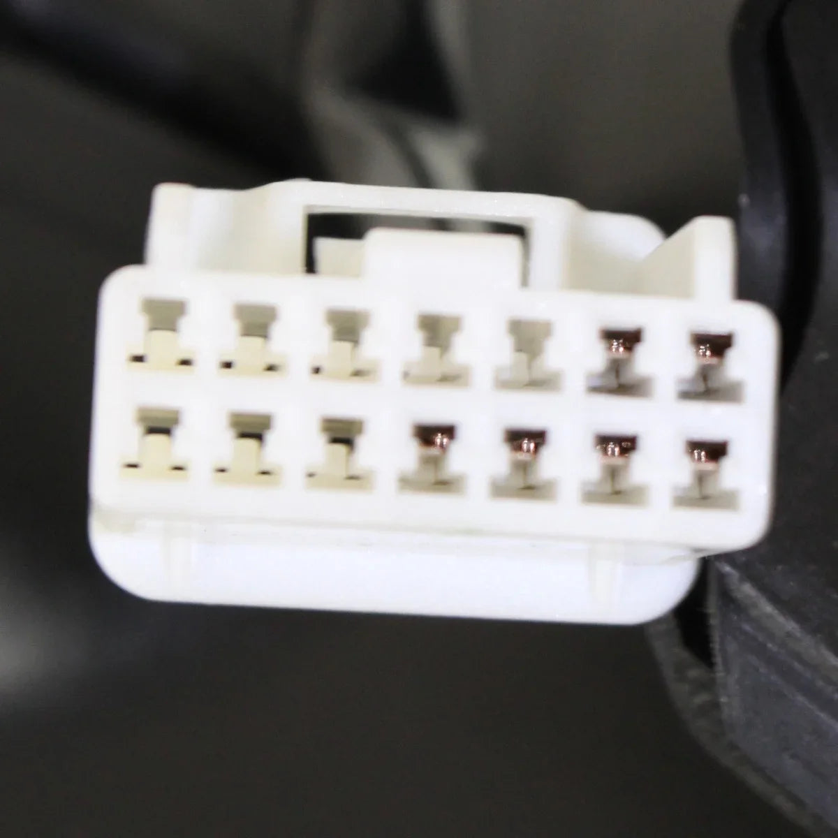 '- 16-16  , Power, Manual Folding, Heated, Paintable, w/ Signal Light, w/o Camera, /- Models