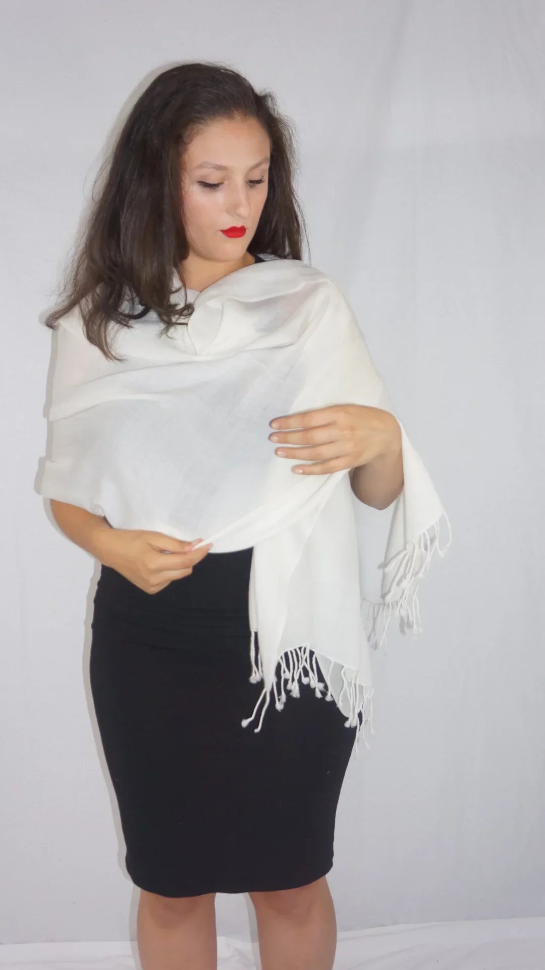 Shawl/Shawls/Scarf/Scarves/Wrap/Stole/Muffler/Cape/Ruana/Blanket/Throw/Pashmina Shawl/Cashmere Scarf/Wool/Silk (Cream/Ivory Regular Shawl)