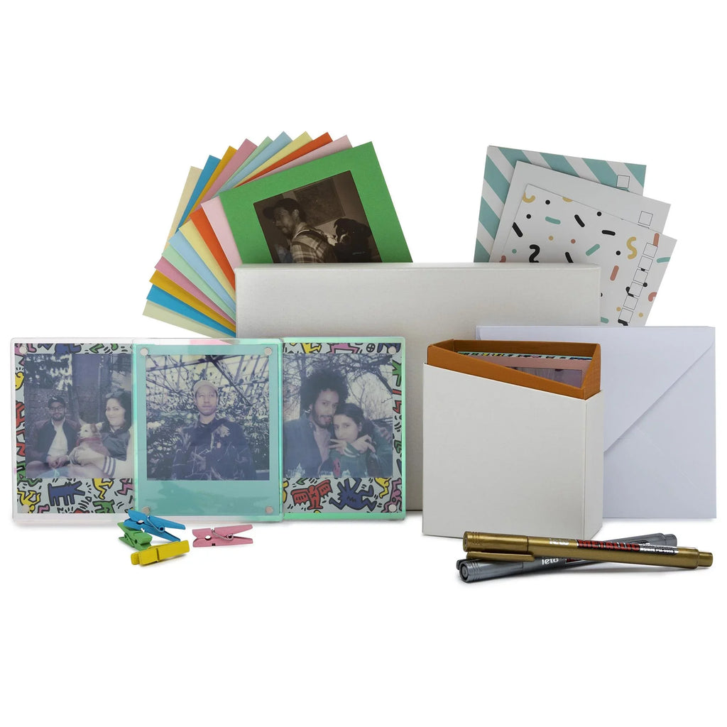 Polaroid 600 Instant Film Camera (Malibu Barbie) with Instant Film and Film Kit
