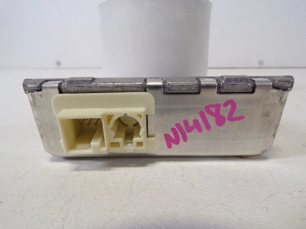 Pre-Owned 12-14 Mercedes-Benz  Windshield Mounted Multipurpose Camera   (Good)