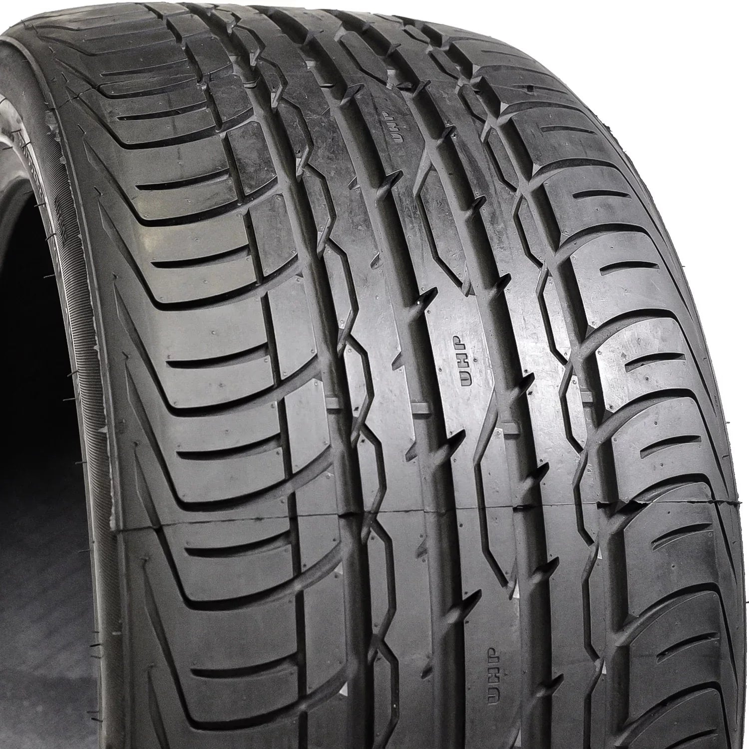 Advanta  -01 275/40ZR20 275/40R20 106W  / High Performance Tire