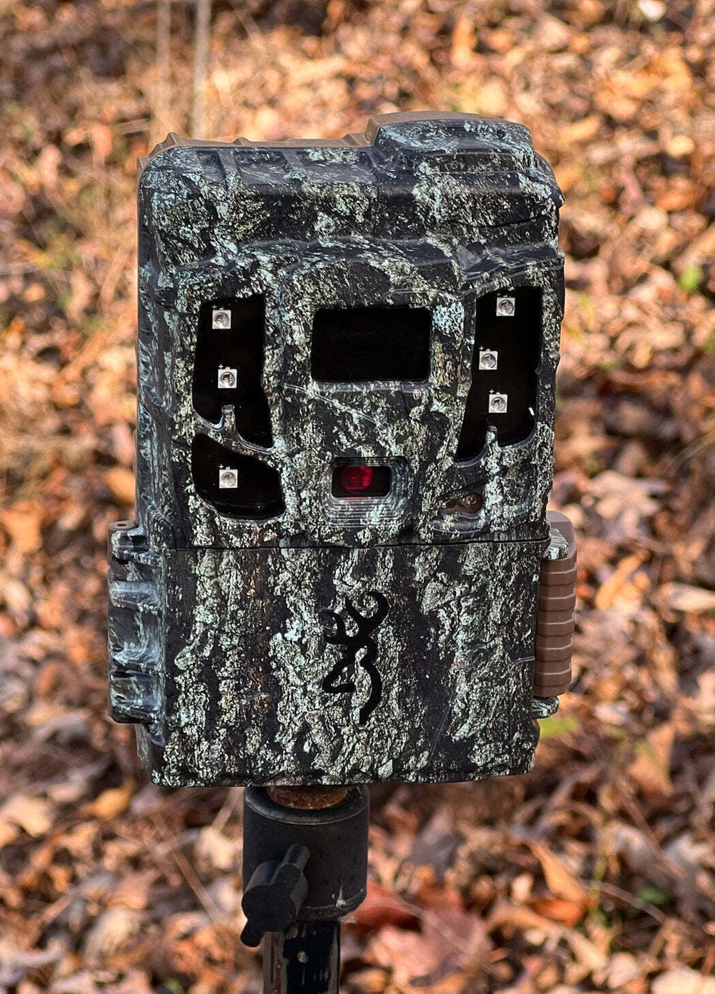 Browning 4PK Pro Scout Max Extreme  Trail Camera w/32GB /Card & Reader