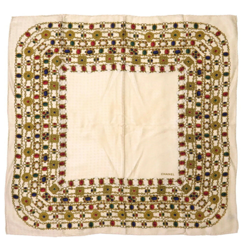 Pre-Owned Chanel Stone Motif Silk Beige Scarf (Fair)
