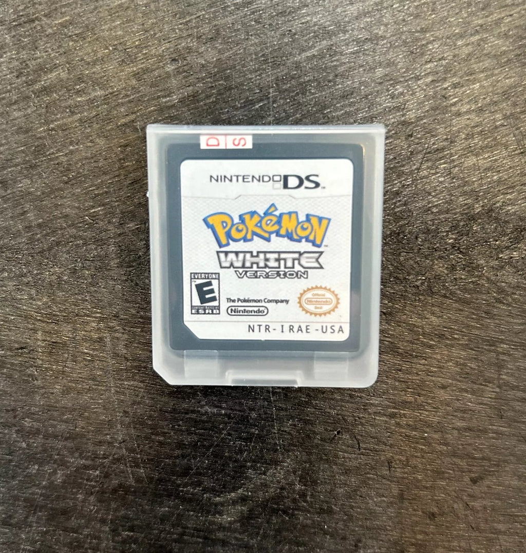 Pokemon White Version for Nintendo   3DS .. Game Card 2011 Tested in Excellent Condition ..-