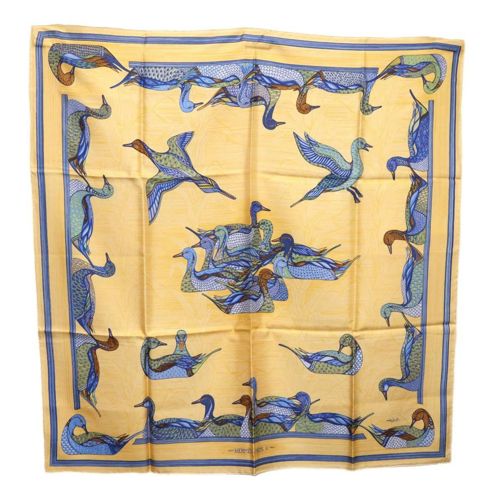 Pre-Owned  / Hermes Carre 90 duck pond scarf 100% silk muffler (Good)